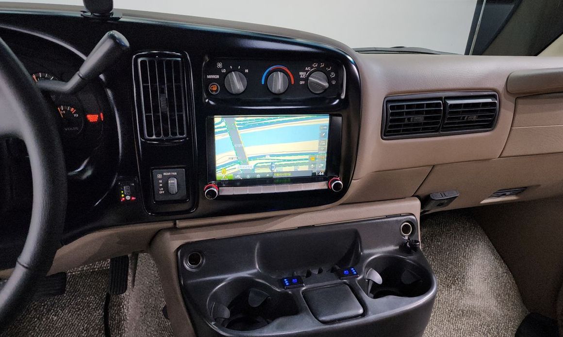 Chevrolet Express Van