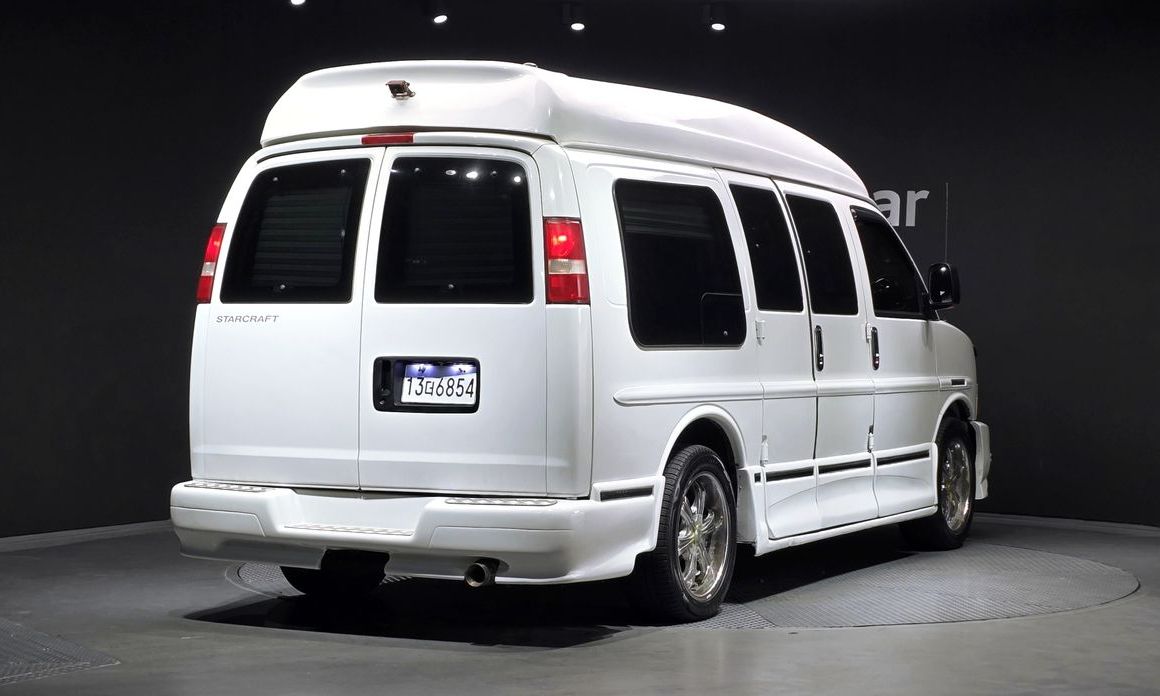 Chevrolet Express Van