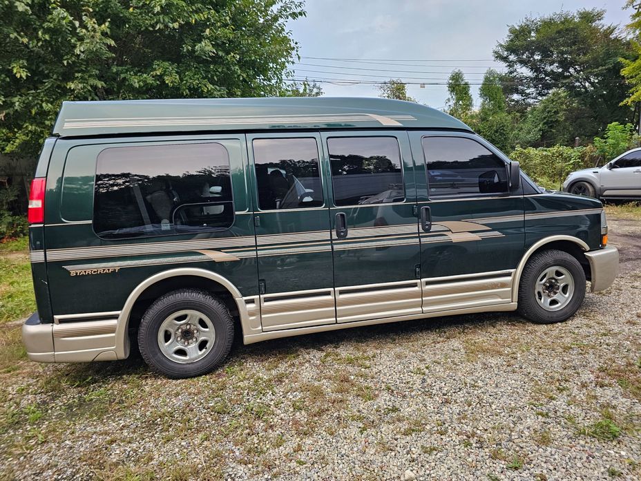 Chevrolet Chevy Van