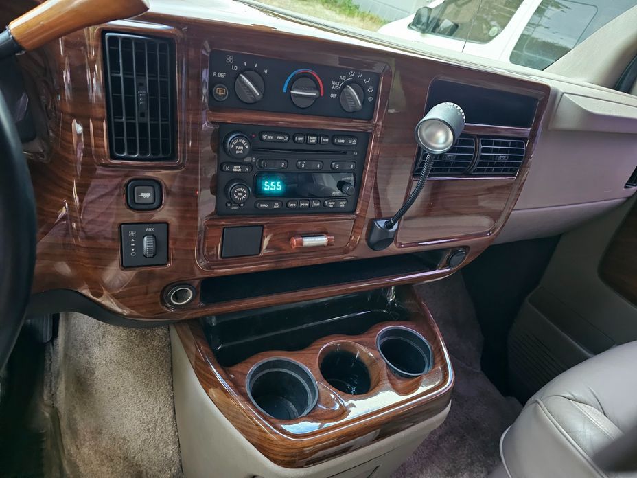 Chevrolet Chevy Van