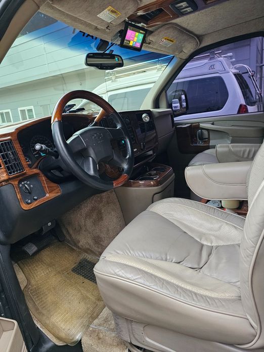 Chevrolet Chevy Van