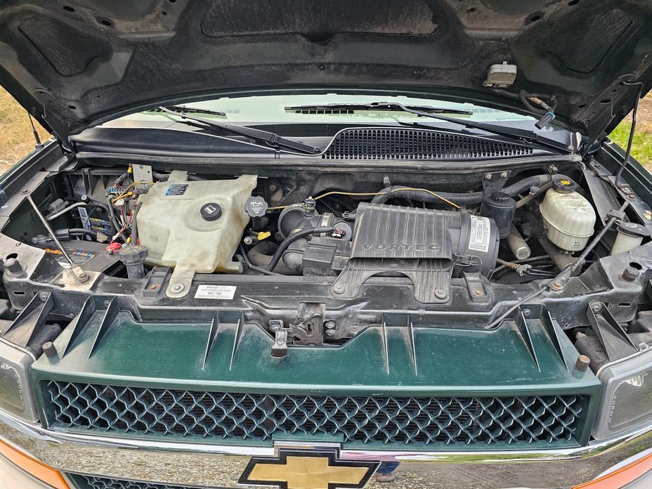 Chevrolet Chevy Van