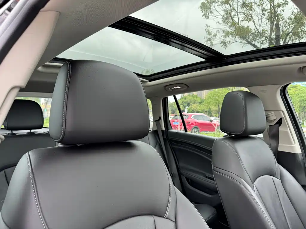Buick Envision Plus