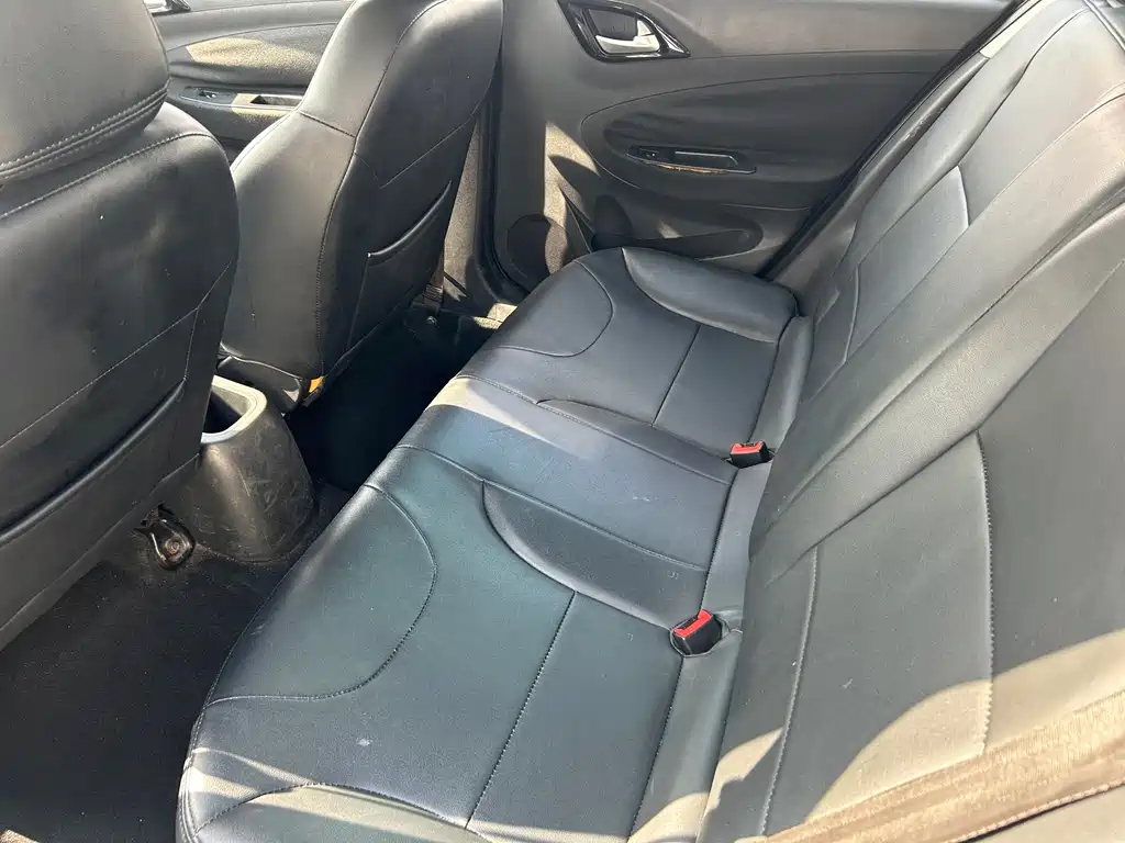 Zhonghua H220