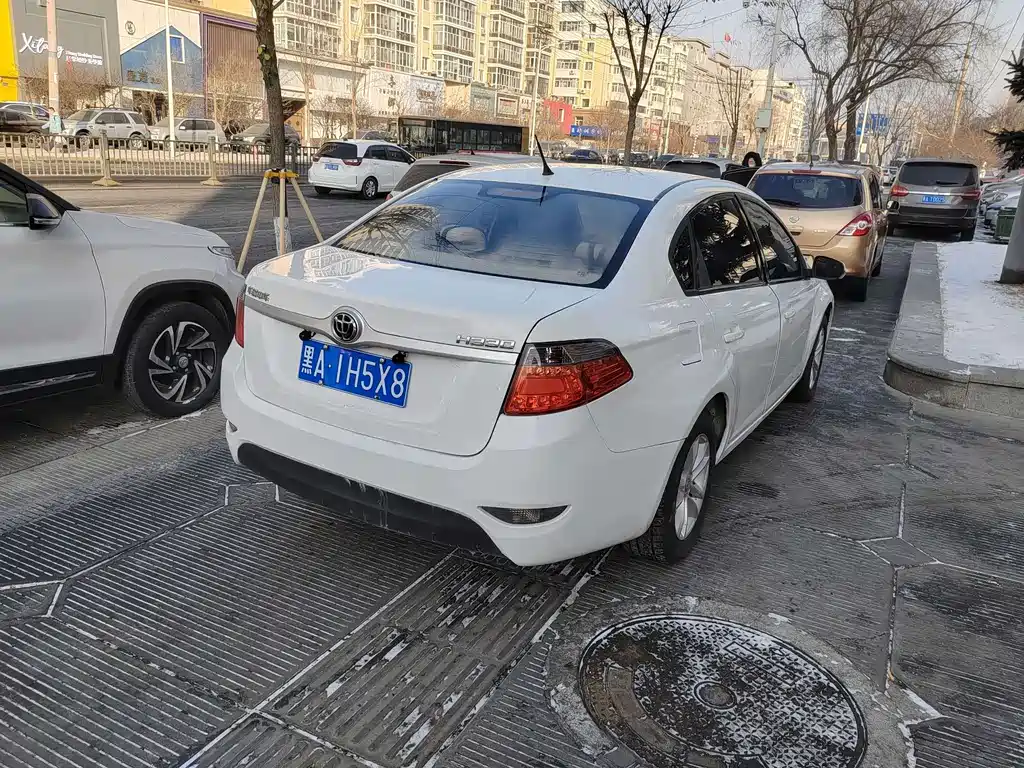 Zhonghua H330