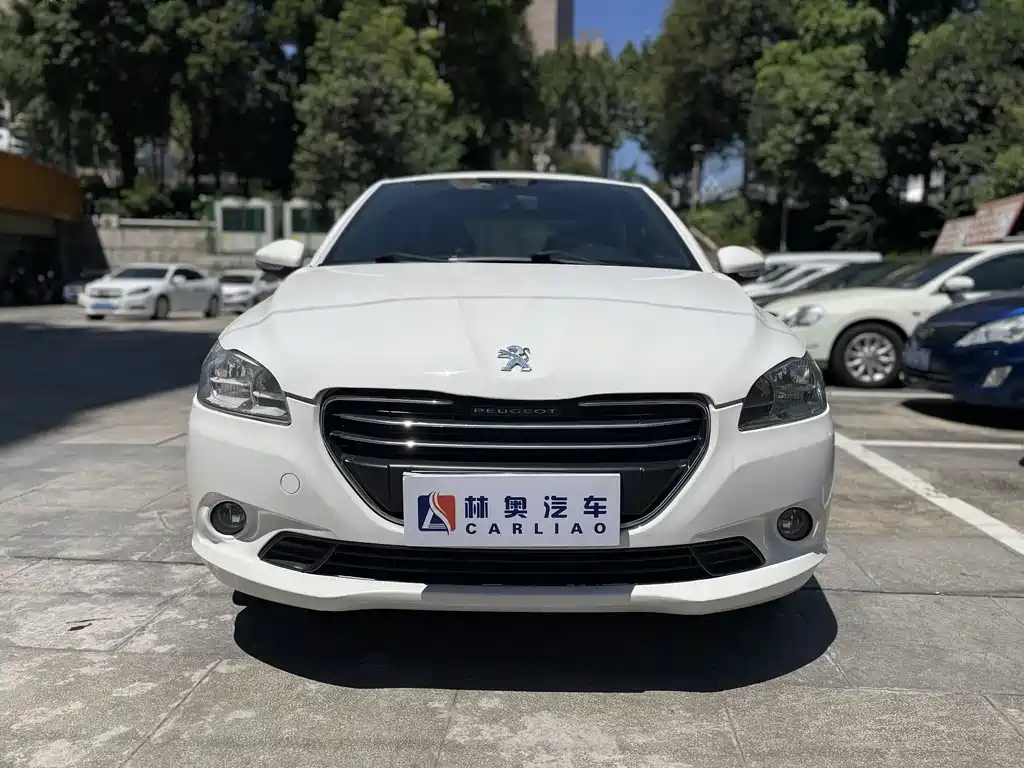 Peugeot 301