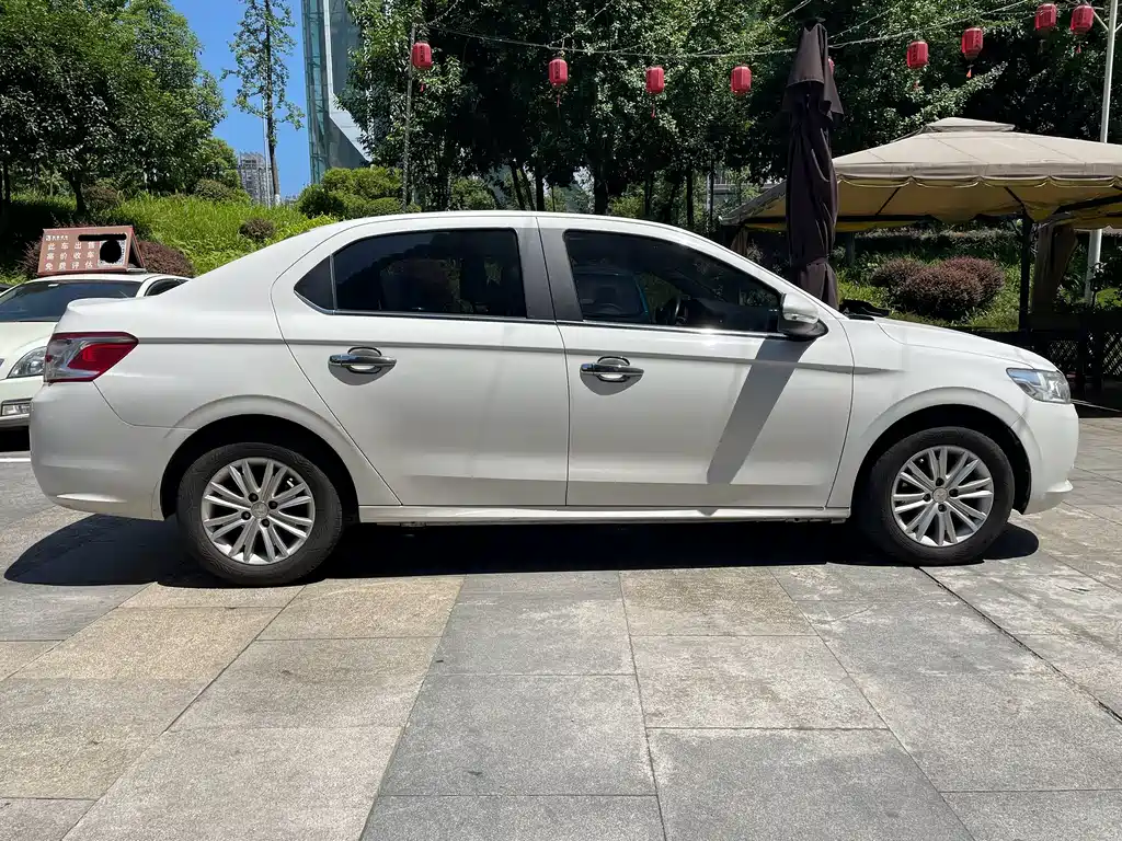 Peugeot 301