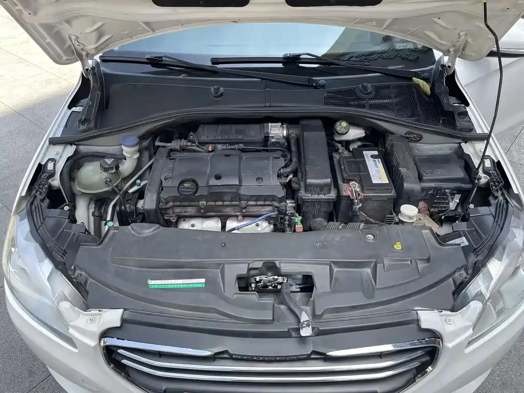 Peugeot 301