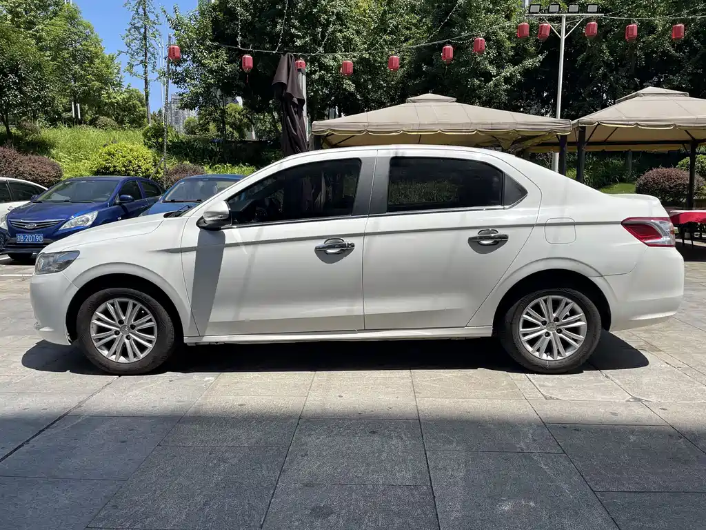 Peugeot 301