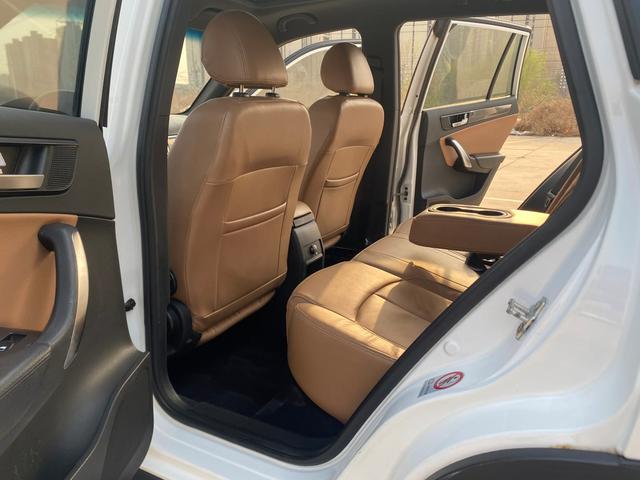 Zhonghua Brilliance V5