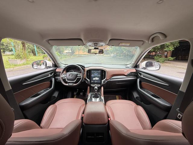 Zhonghua Brilliance V6