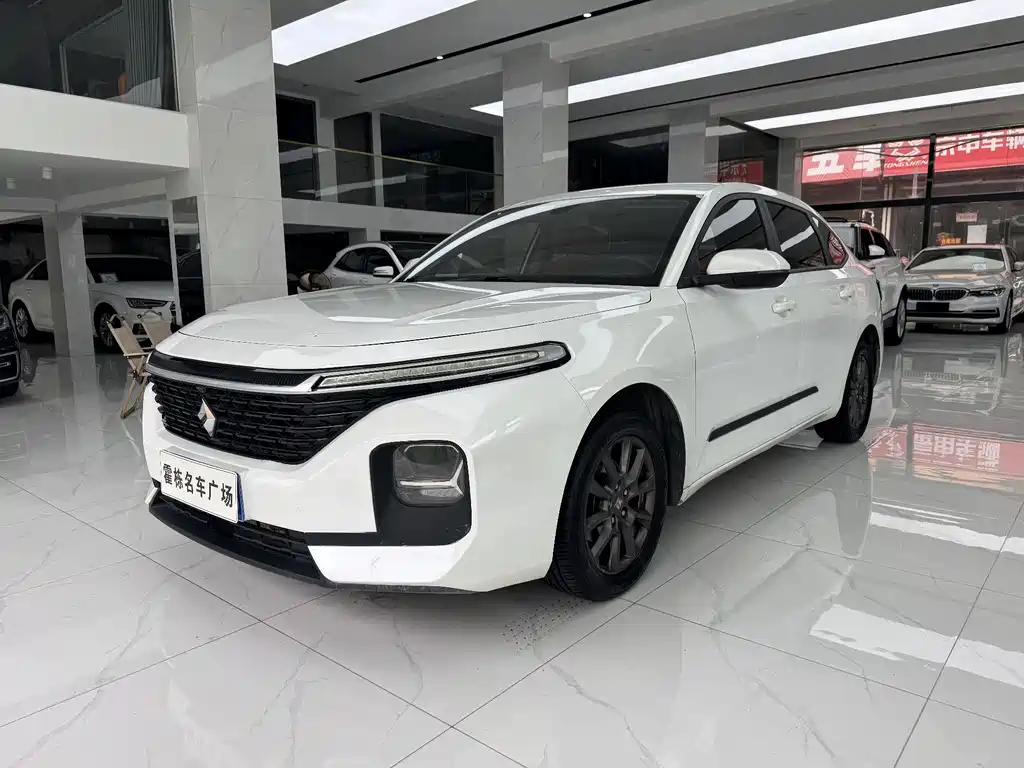 Baojun RC-5