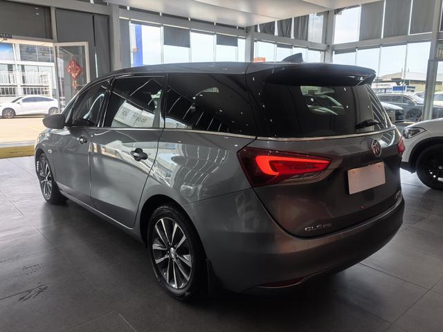 Buick Buick GL6
