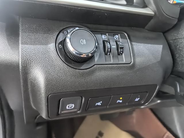 Buick Buick GL6