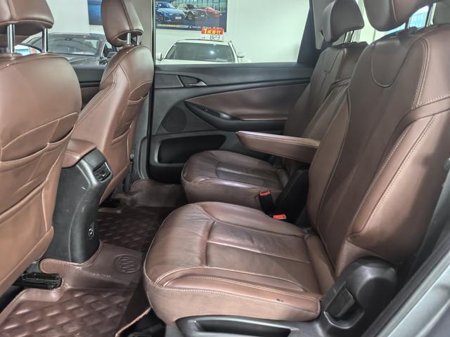 Buick Buick GL6