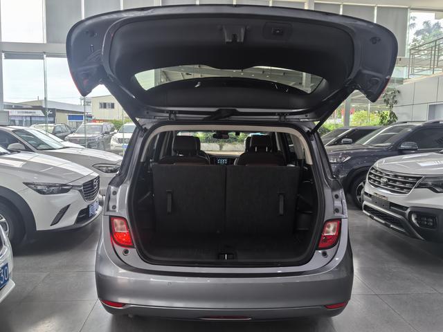 Buick Buick GL6
