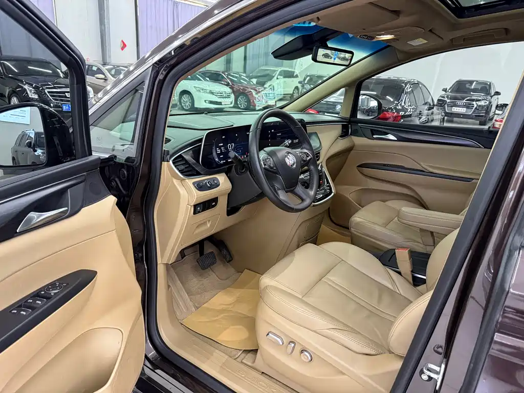 Buick GL8