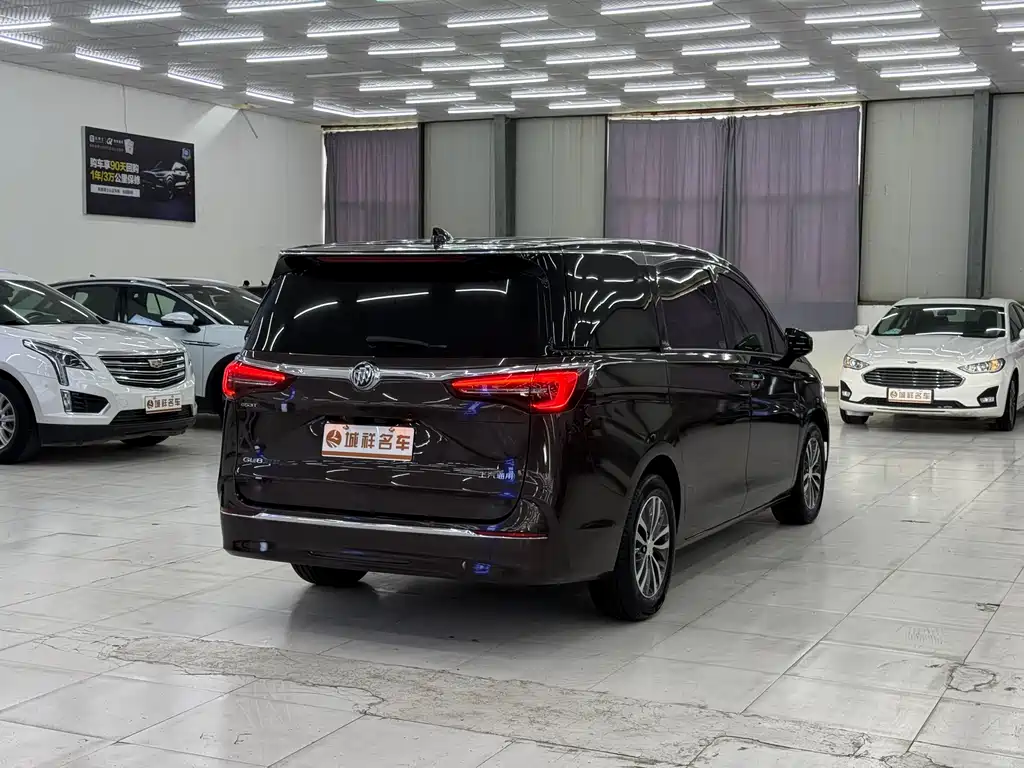 Buick GL8