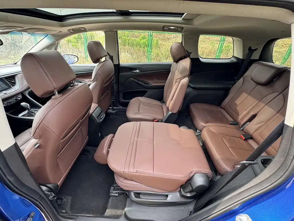 Buick GL6