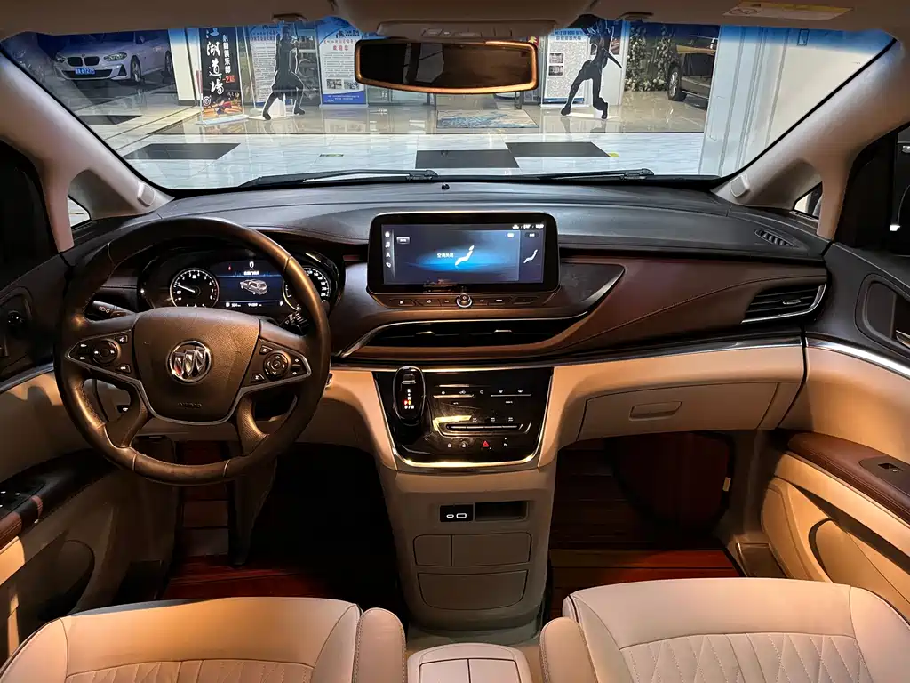 Buick GL8