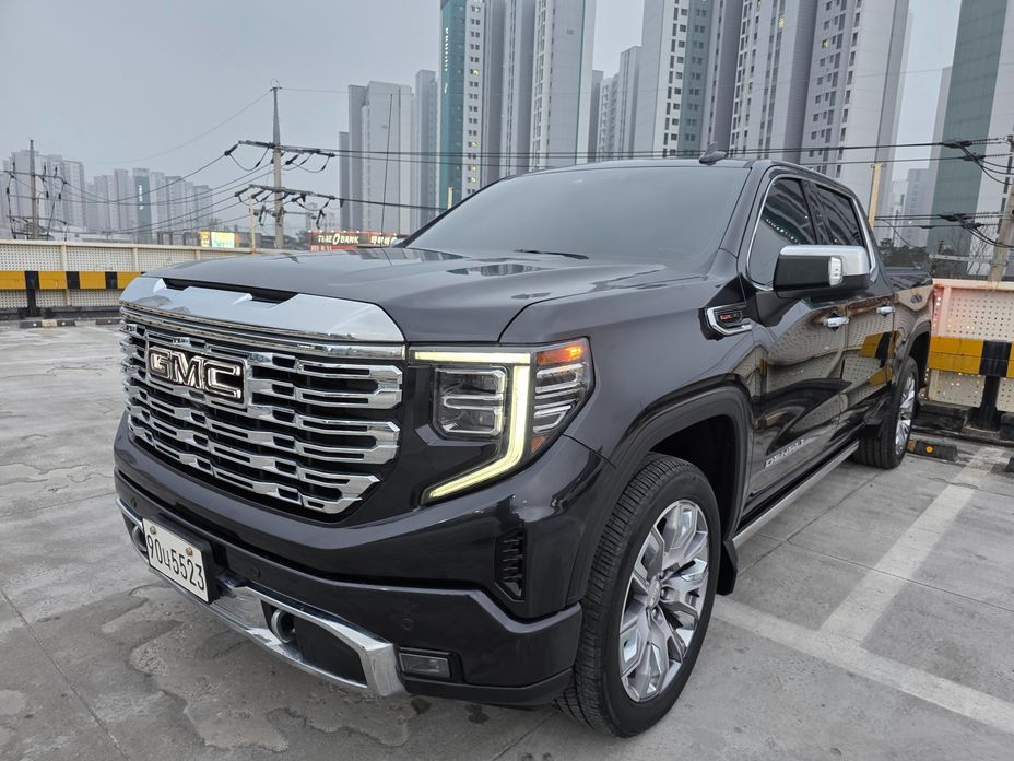 GMC Sierra