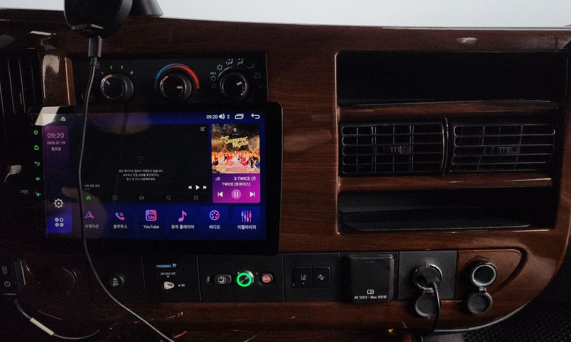 GMC Savana