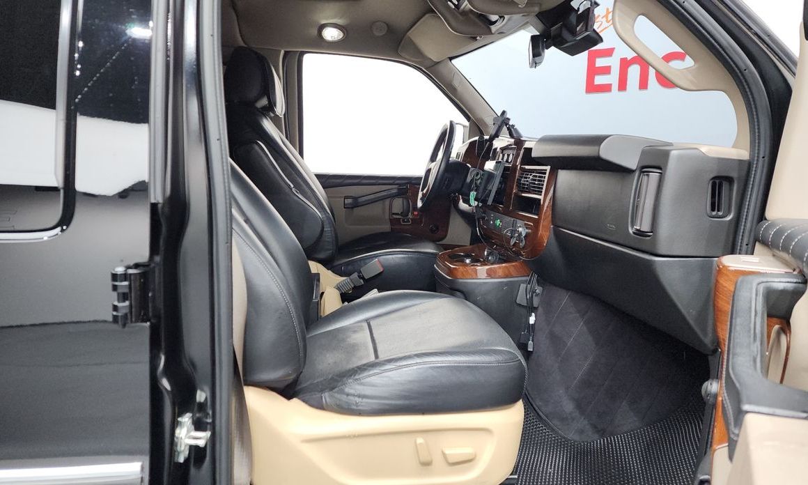 GMC Savana