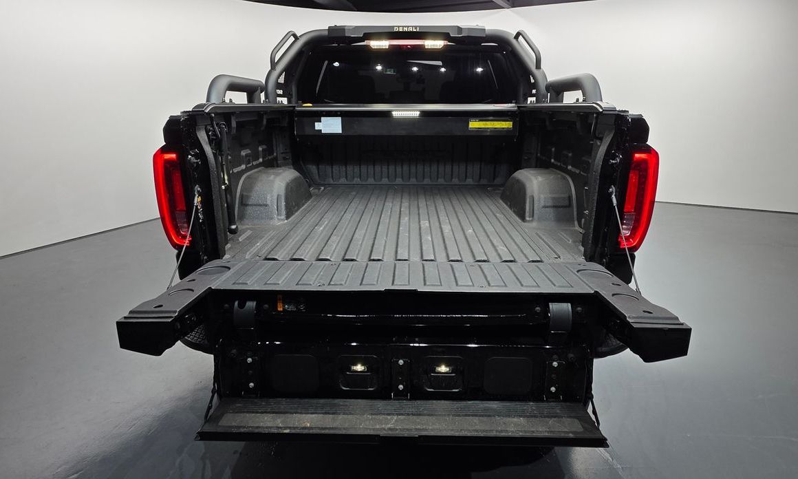 GMC Sierra