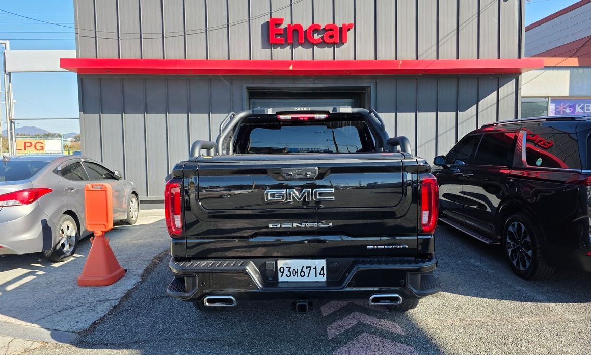GMC Sierra