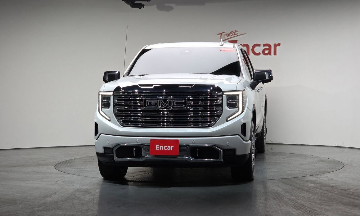 GMC Sierra