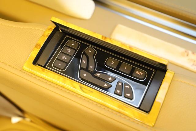 GMC Savana