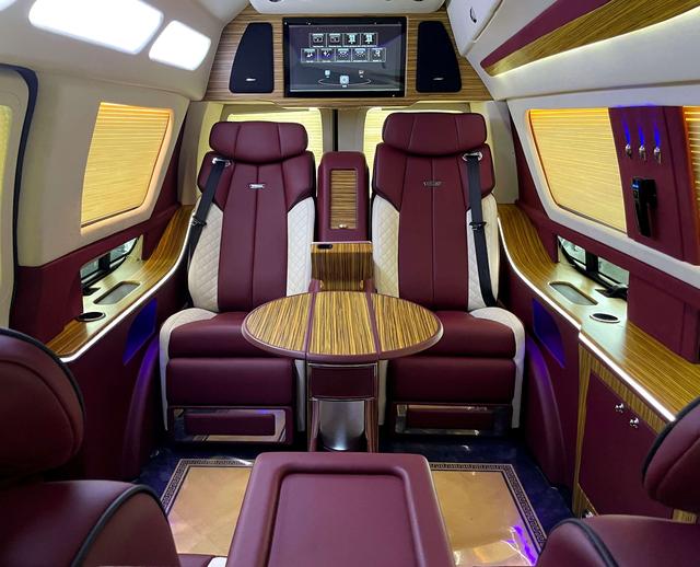 GMC Savana