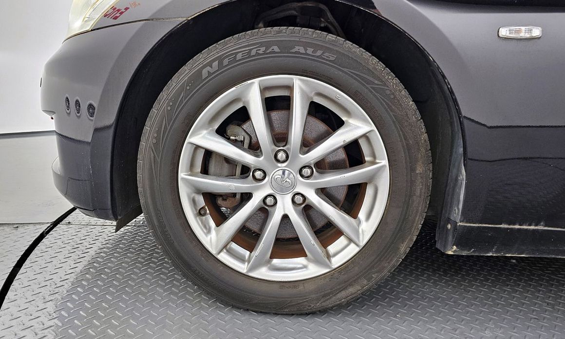 Infiniti G