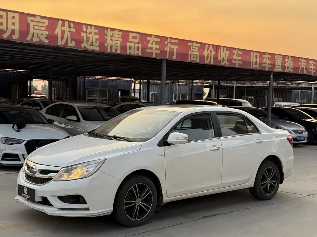 BYD Surui