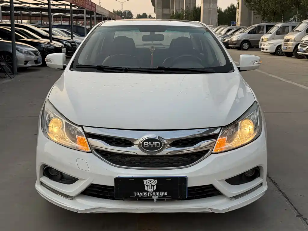 BYD Surui