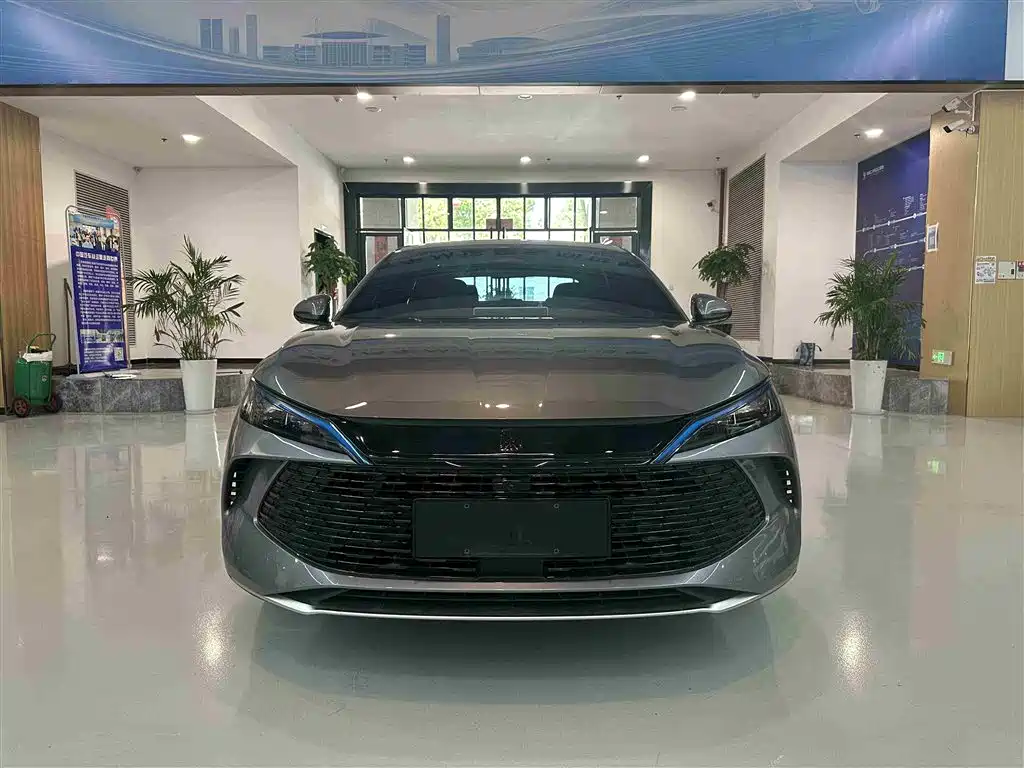BYD Qin L