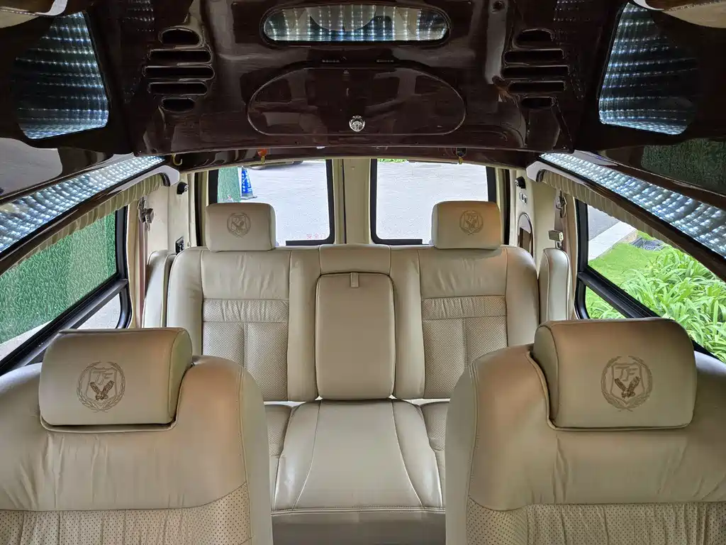 GMC Savana