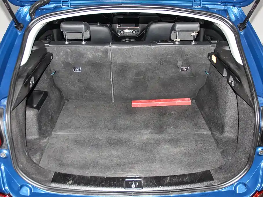 Qoros Qoros 5