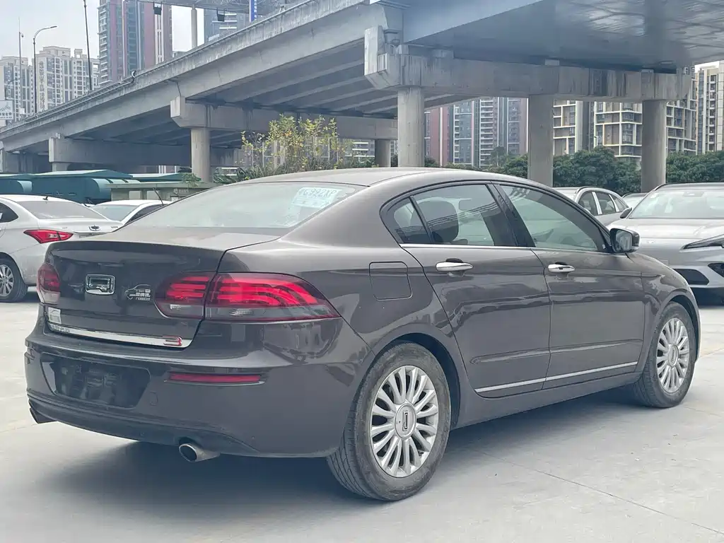 Qoros Qoros 3