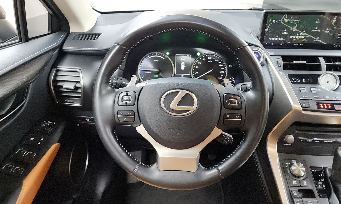 Lexus NX