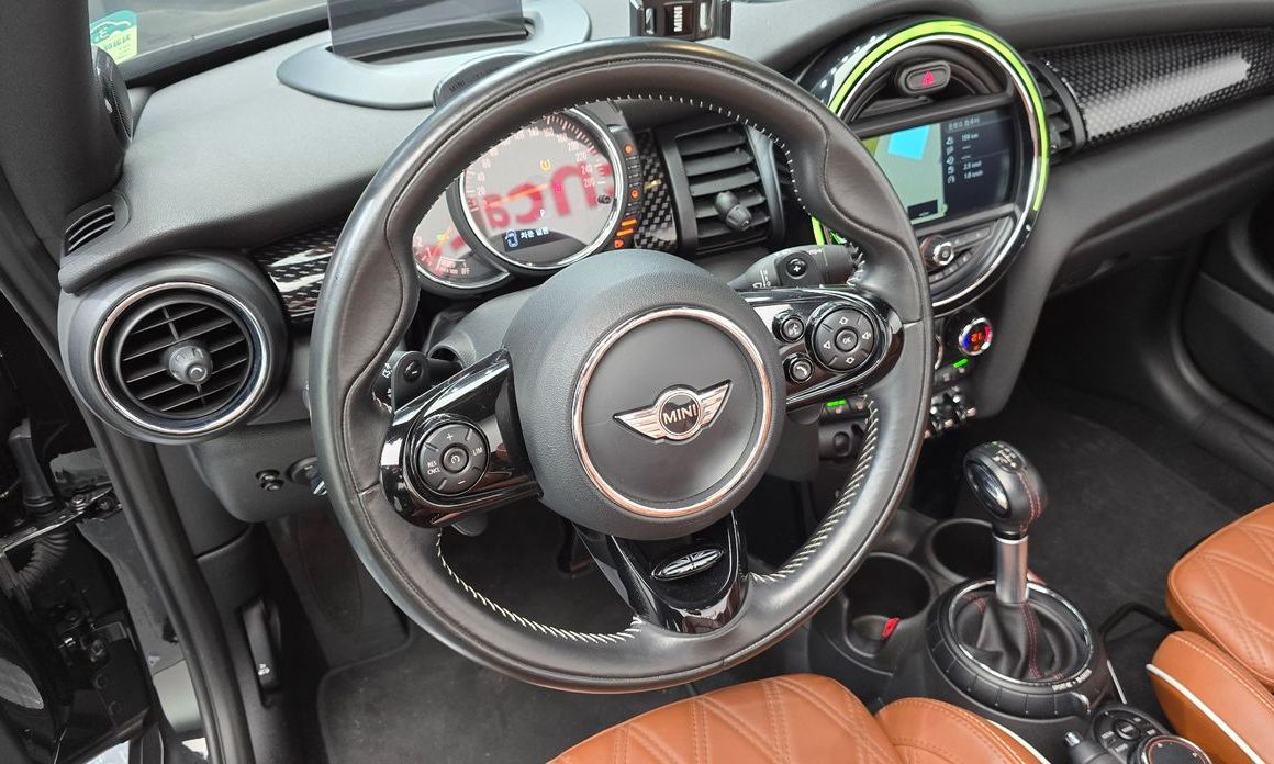 Mini Cooper Convertible