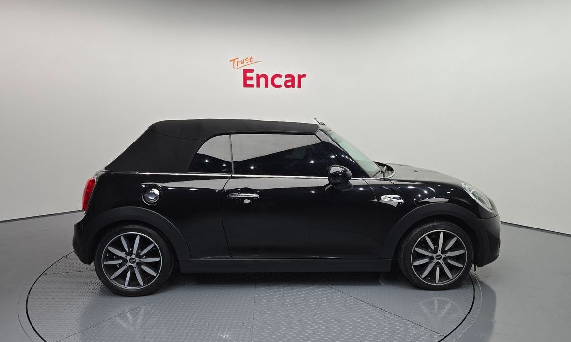 Mini Cooper Convertible