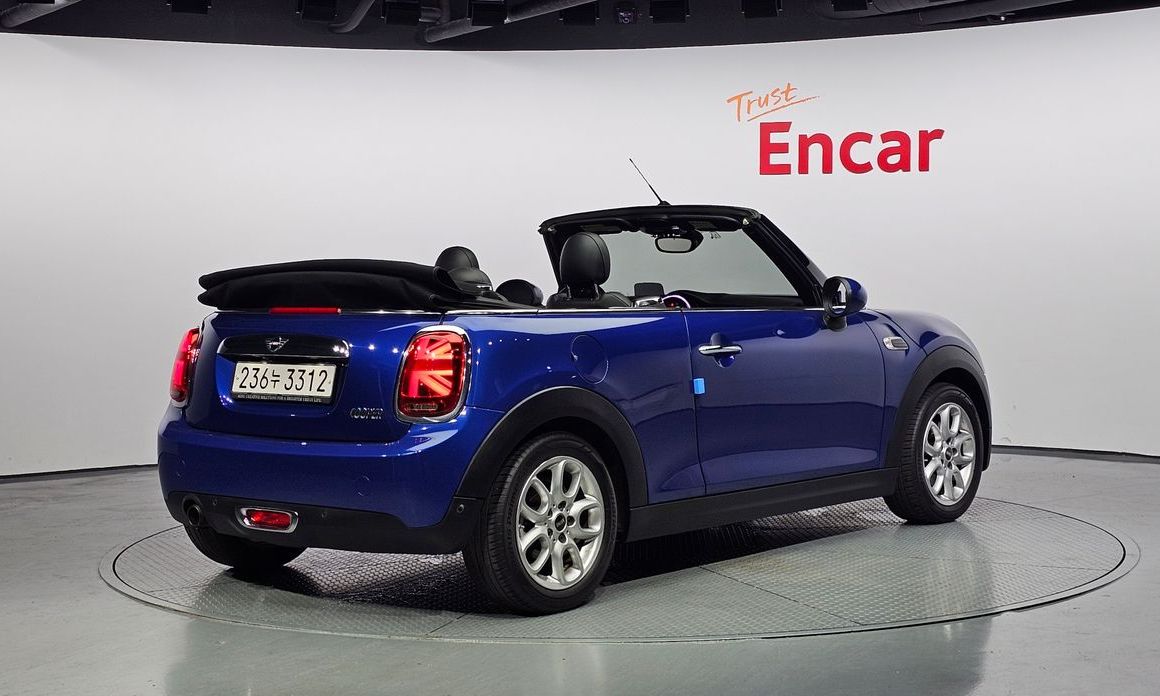 Mini Cooper Convertible