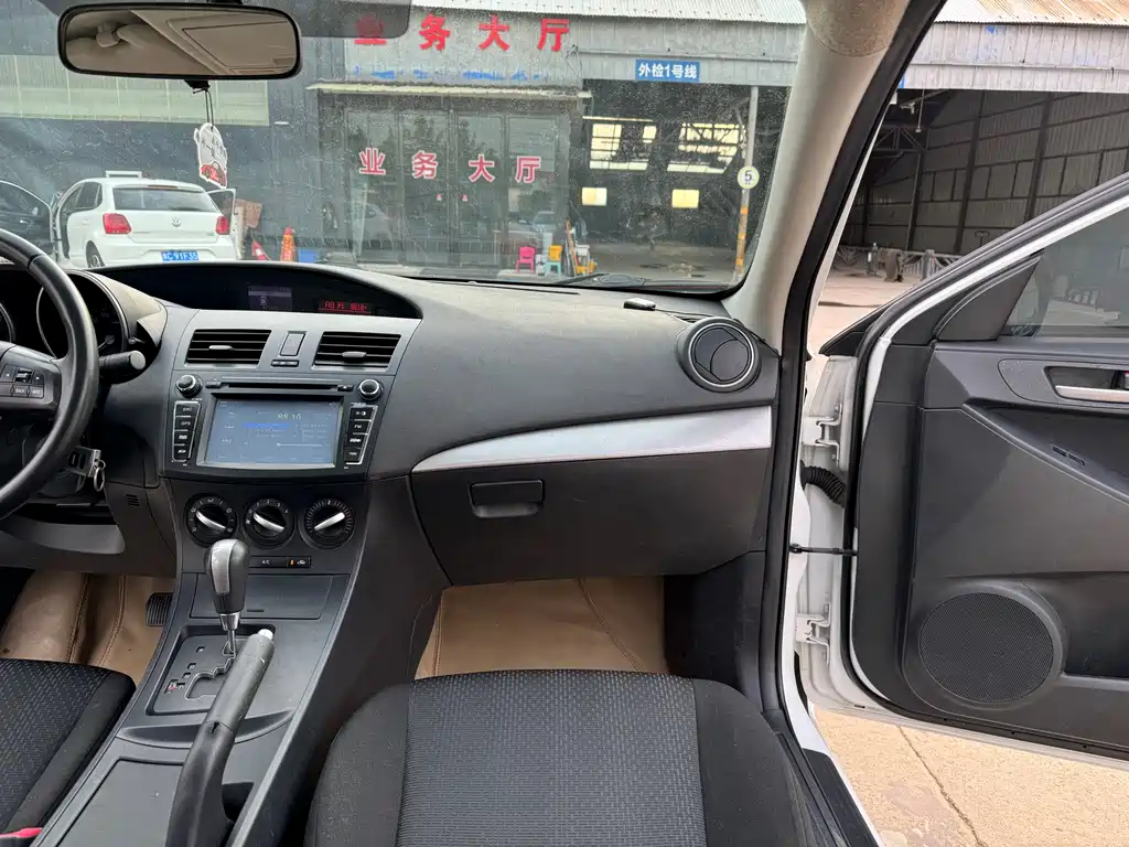 Mazda 3 Xingcheng