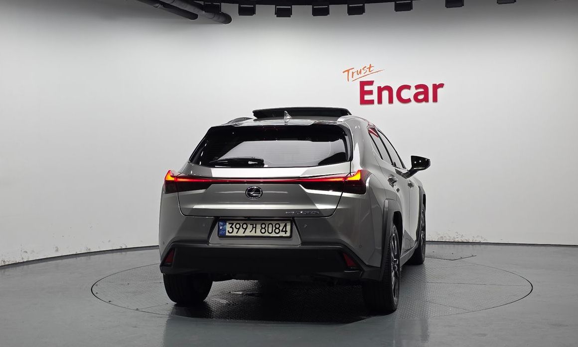 Lexus UX