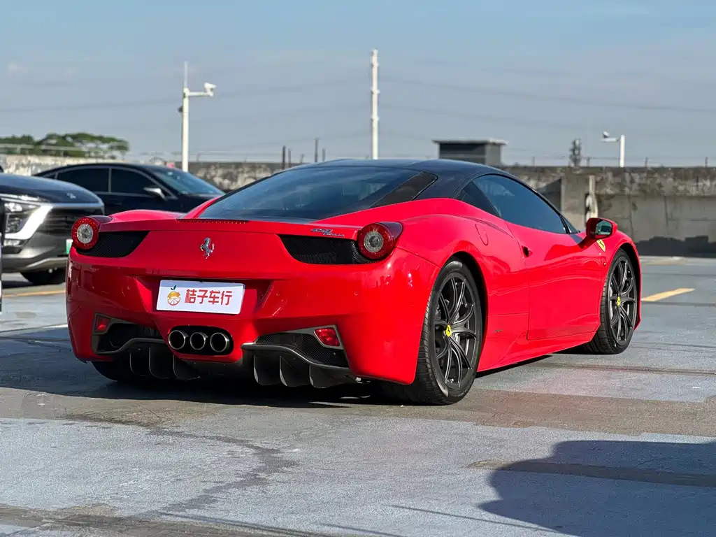 Ferrari 458