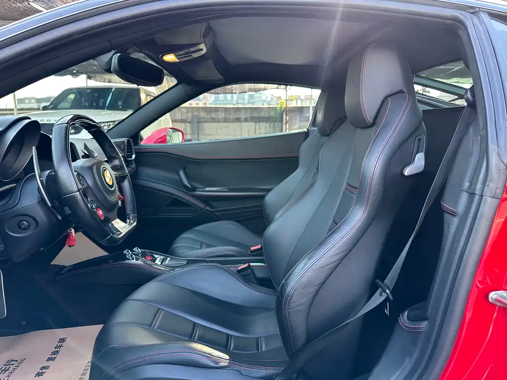 Ferrari 458