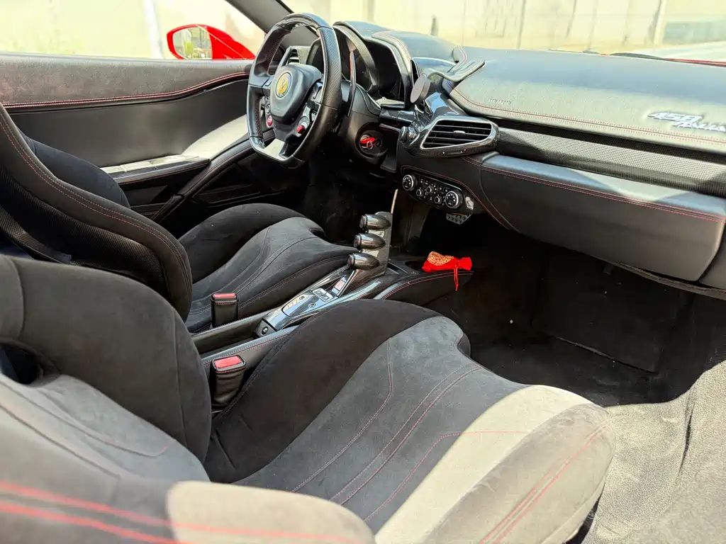Ferrari 458
