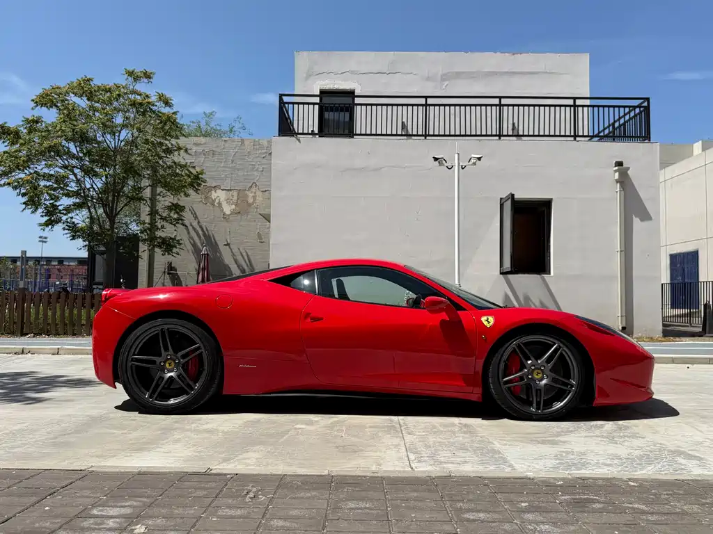 Ferrari 458