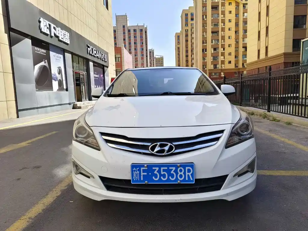 Hyundai Verna